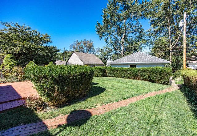443 Triangle Avenue, Oakwood, OH 45419