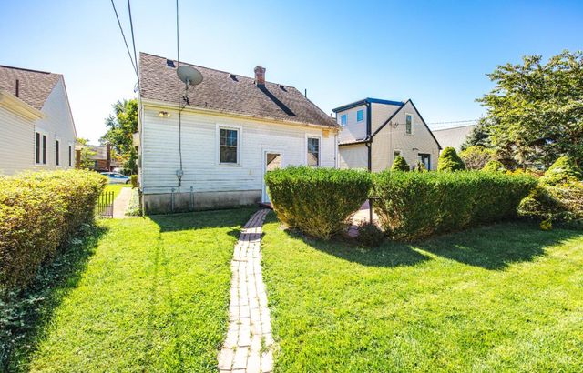 443 Triangle Avenue, Oakwood, OH 45419