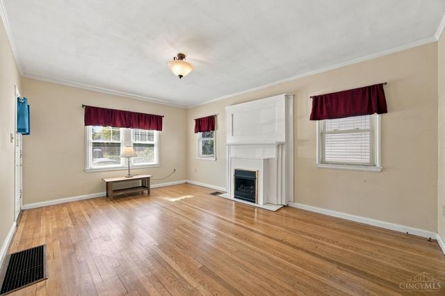 443 Triangle Avenue, Oakwood, OH 45419