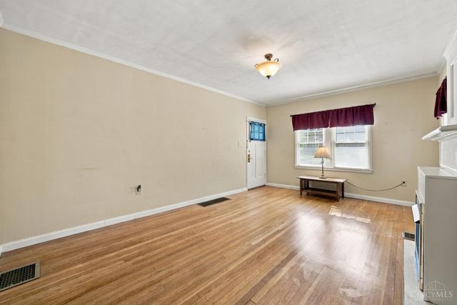 443 Triangle Avenue, Oakwood, OH 45419