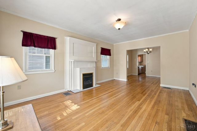 443 Triangle Avenue, Oakwood, OH 45419