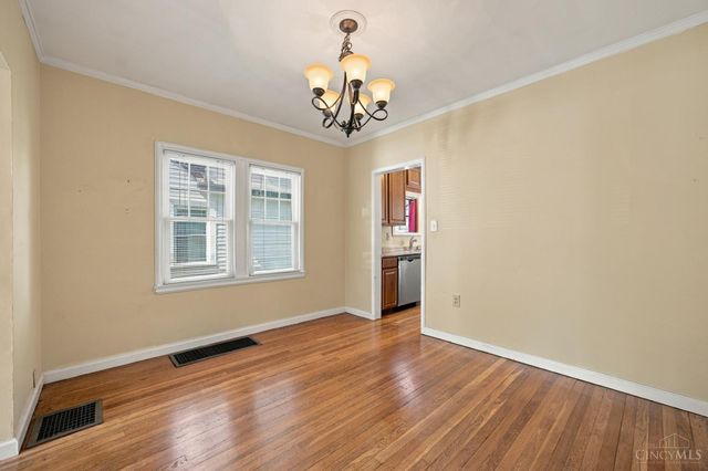 443 Triangle Avenue, Oakwood, OH 45419