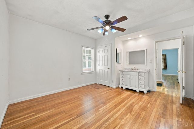 443 Triangle Avenue, Oakwood, OH 45419