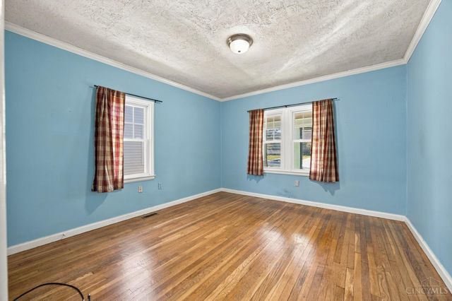 443 Triangle Avenue, Oakwood, OH 45419