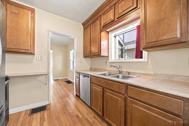 443 Triangle Avenue, Oakwood, OH 45419