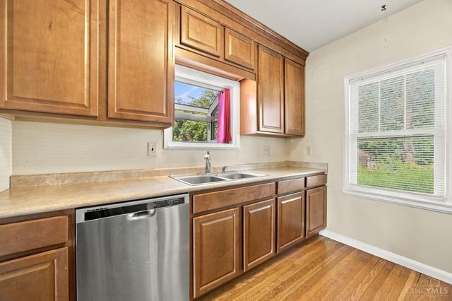 443 Triangle Avenue, Oakwood, OH 45419