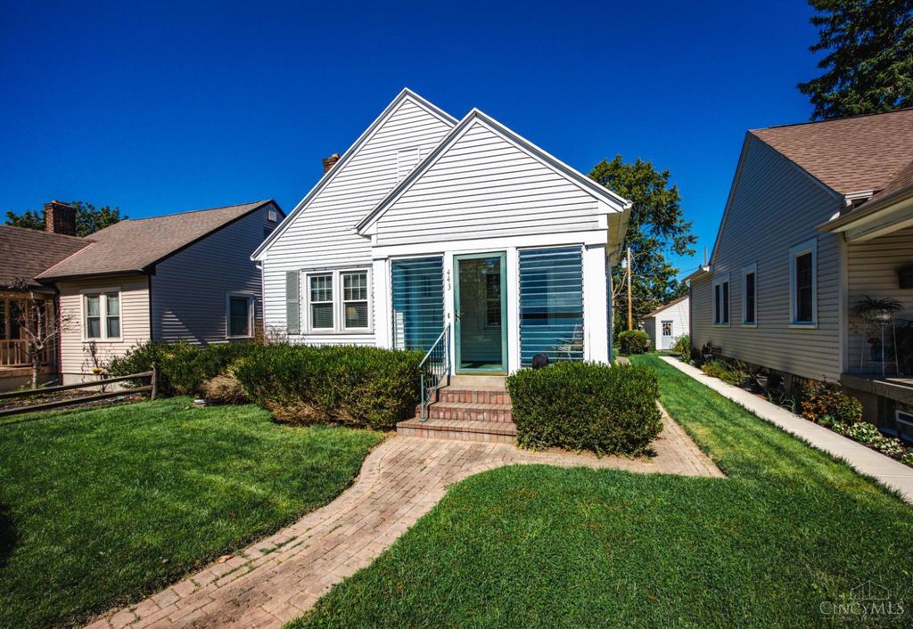 443 Triangle Avenue, Oakwood, OH 45419