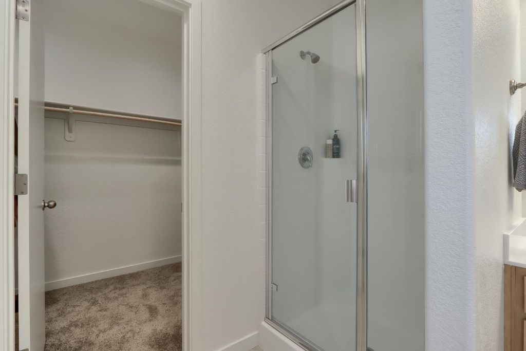 Image 18 of property listing at 726 Skyler, Merced, CA 95348