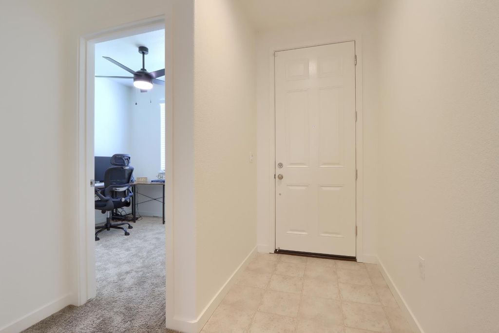 Image 21 of property listing at 726 Skyler, Merced, CA 95348