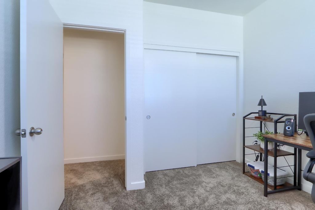 Image 23 of property listing at 726 Skyler, Merced, CA 95348