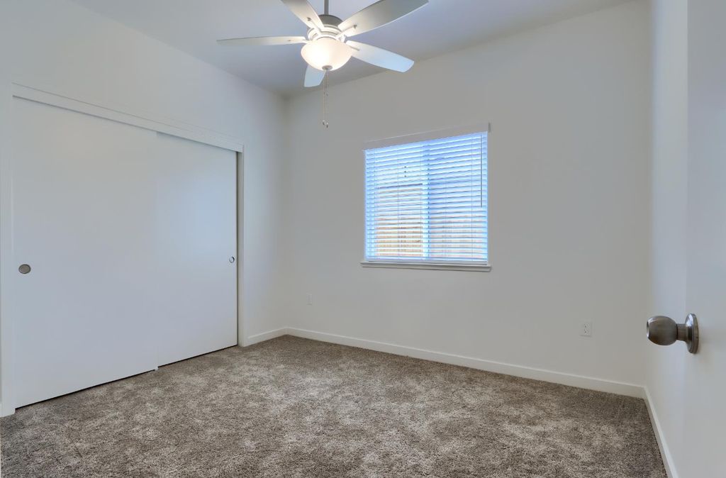Image 27 of property listing at 726 Skyler, Merced, CA 95348