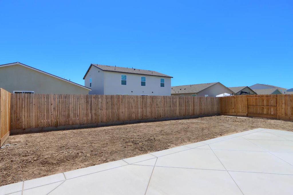 Image 35 of property listing at 726 Skyler, Merced, CA 95348