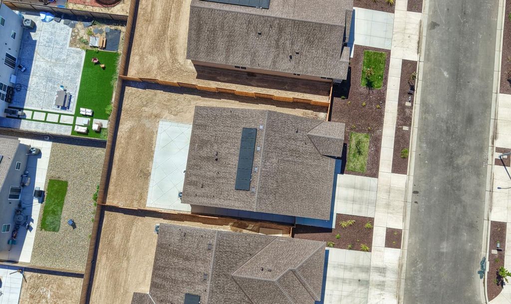 Image 40 of property listing at 726 Skyler, Merced, CA 95348