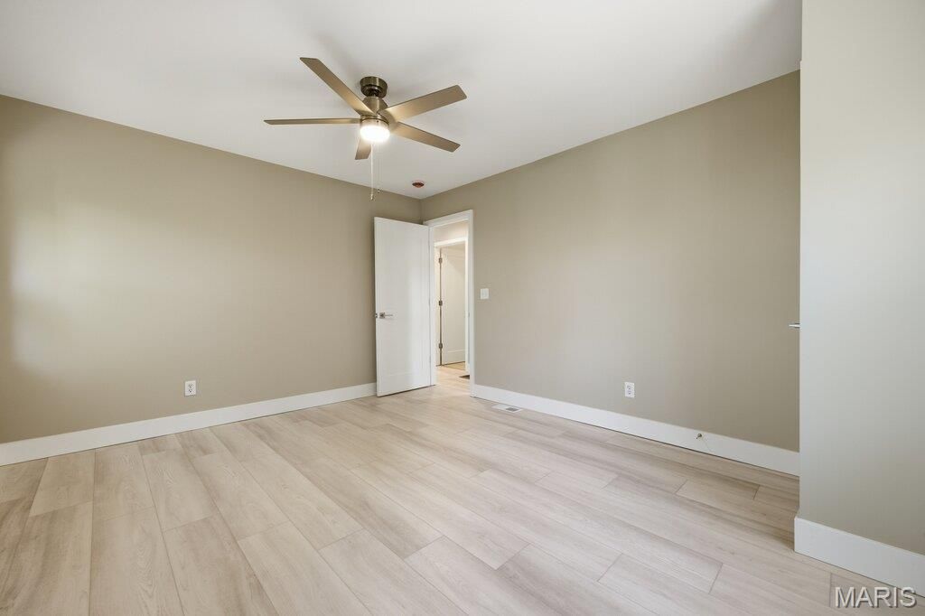 Image 20 of property listing at 6230 Antire Road, High Ridge, MO 63049