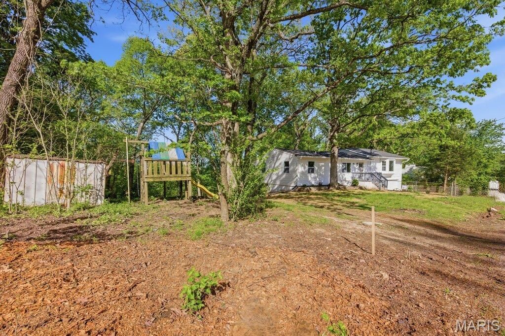 Image 24 of property listing at 6230 Antire Road, High Ridge, MO 63049