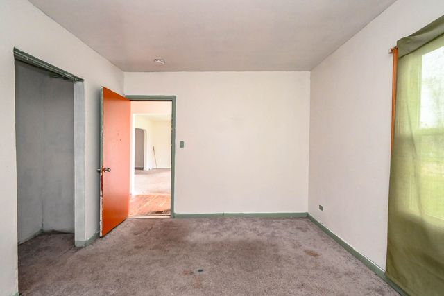 2710 30th Street, Zion, IL 60099