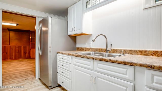 3017 Nadina Dr, Louisville, KY 40220