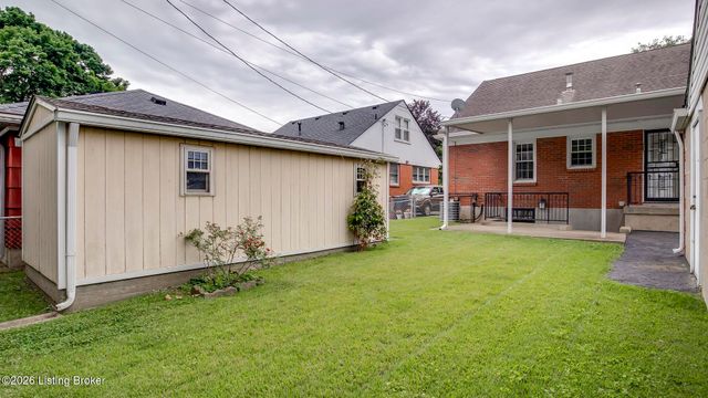 3017 Nadina Dr, Louisville, KY 40220