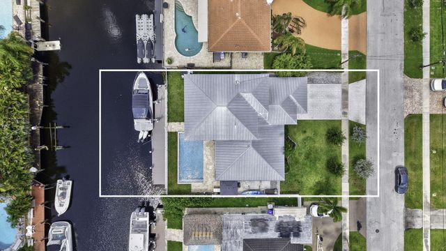 120 SE 12th Court, Pompano Beach, FL 33060