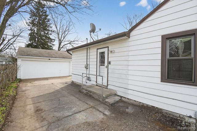 626 Bagley Avenue, Ypsilanti, MI 48198