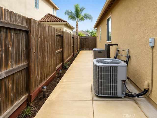 2377 Mariner Way, Merced, CA 95340