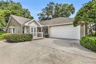 1435 N Endicott Point, Crystal River, FL 34429