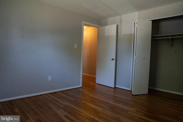 14117 LONDON LN, Rockville, MD 20853