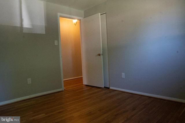 14117 LONDON LN, Rockville, MD 20853