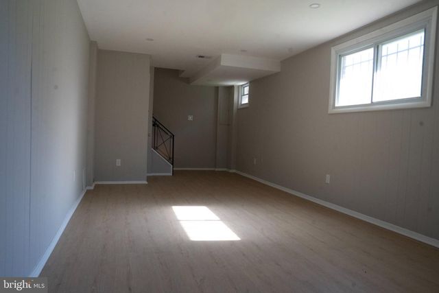 14117 LONDON LN, Rockville, MD 20853
