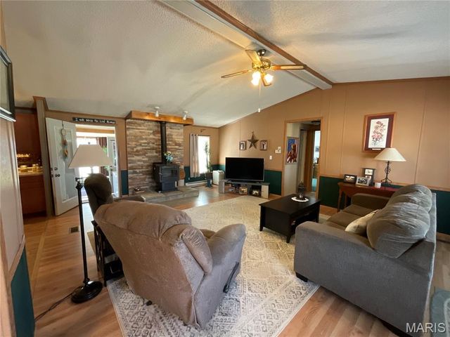 2116 County Road 607, Poplar Bluff, MO 63901