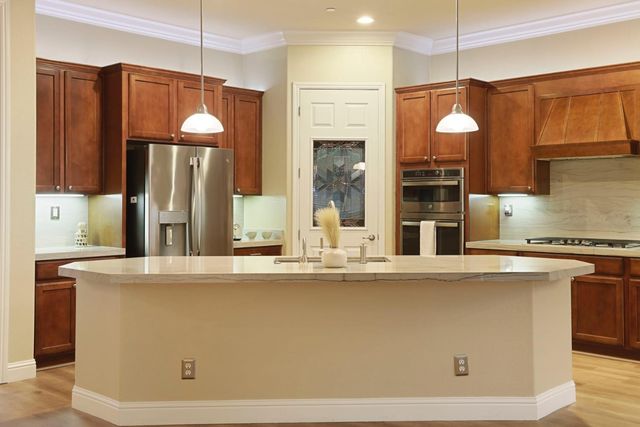 2707 Robinwood Ave, Manteca, CA 95336