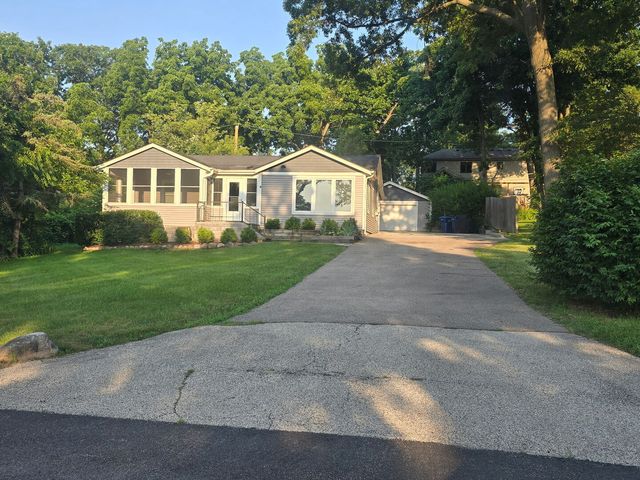 36288 S Nathan Hale Drive, Lake Villa, IL 60046