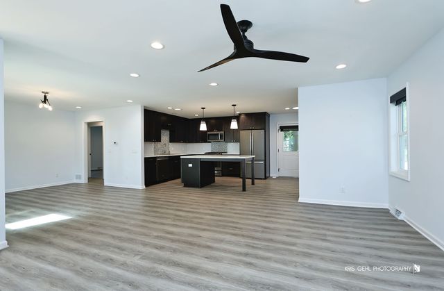 36288 S Nathan Hale Drive, Lake Villa, IL 60046