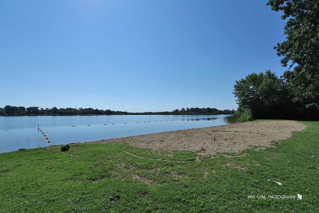 36288 S Nathan Hale Drive, Lake Villa, IL 60046