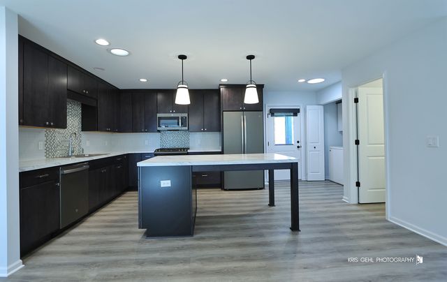36288 S Nathan Hale Drive, Lake Villa, IL 60046