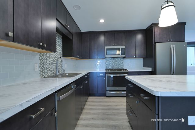 36288 S Nathan Hale Drive, Lake Villa, IL 60046
