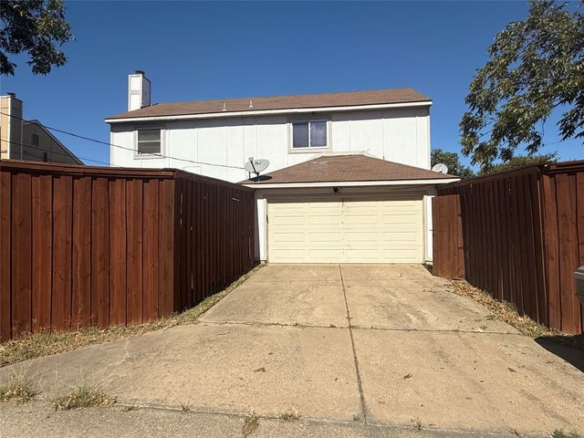 10216 Big Thicket Drive, Dallas, TX 75217