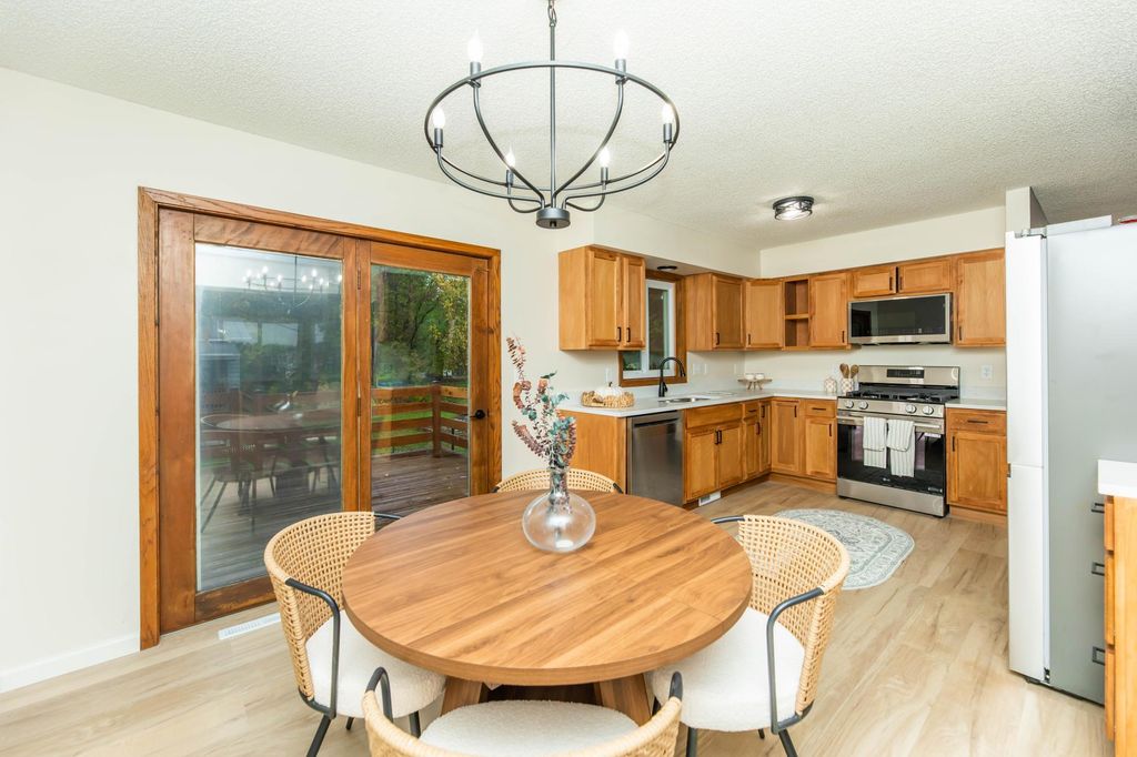 6908 64th Avenue N, Brooklyn Park, MN 55428 — photo 5