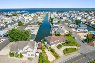 1041 Bayview Avenue, Bayville, NJ 08721