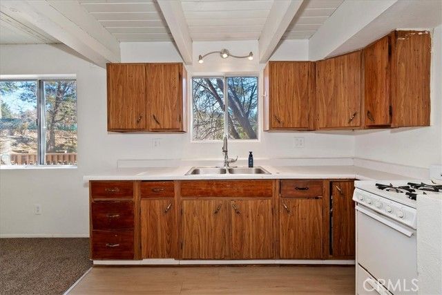 32796 Lupine, Running Springs, CA 92382