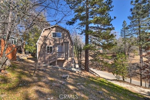 32796 Lupine, Running Springs, CA 92382