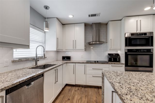 7064 Brooks Avenue, Richland Hills, TX 76118