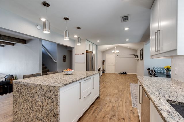 7064 Brooks Avenue, Richland Hills, TX 76118