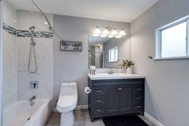 7064 Brooks Avenue, Richland Hills, TX 76118