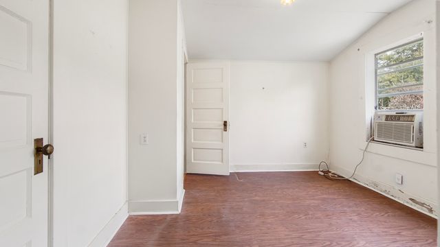 361 Park Avenue, Defuniak Springs, FL 32435