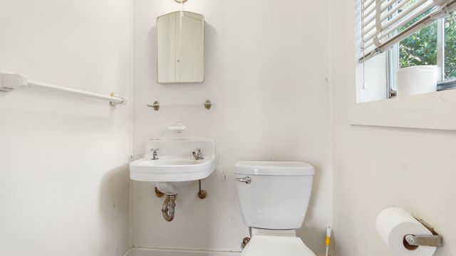 361 Park Avenue, Defuniak Springs, FL 32435