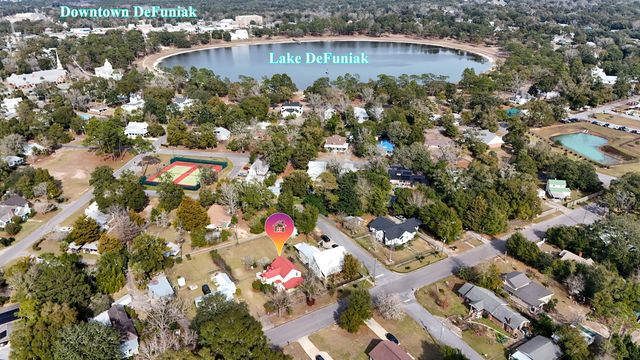 361 Park Avenue, Defuniak Springs, FL 32435