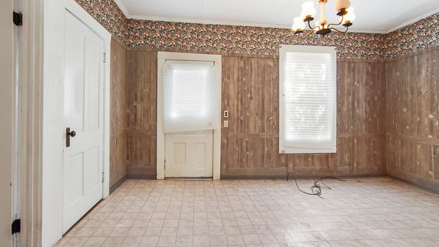 361 Park Avenue, Defuniak Springs, FL 32435