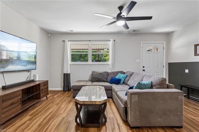 475 Fort Worth ST, Hampton, VA 23669