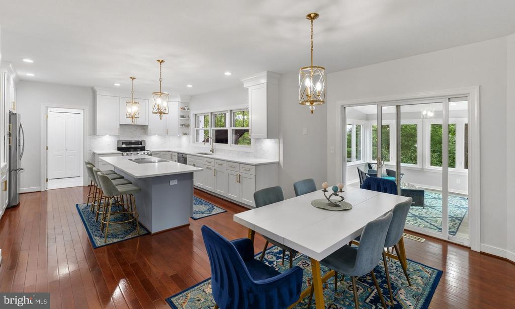 Image 21 of property listing at 575 LAUREL RD, Riva, MD 21140